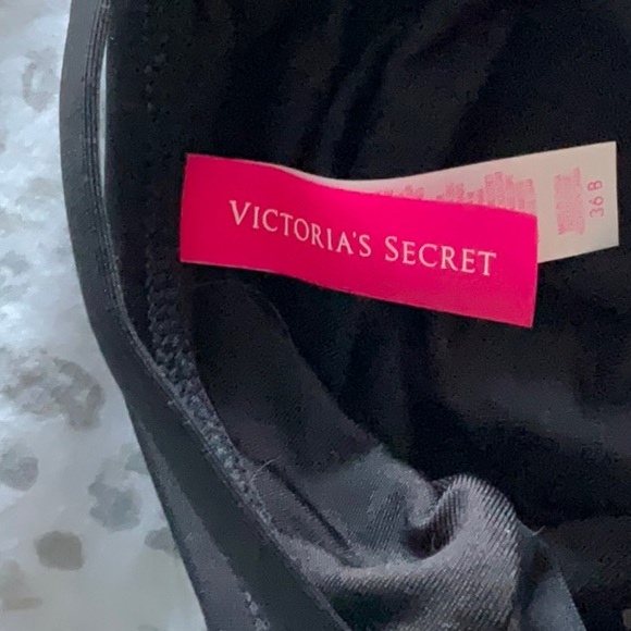 One-piece swimsuit by Victoria Secret - Picture 4 of 5